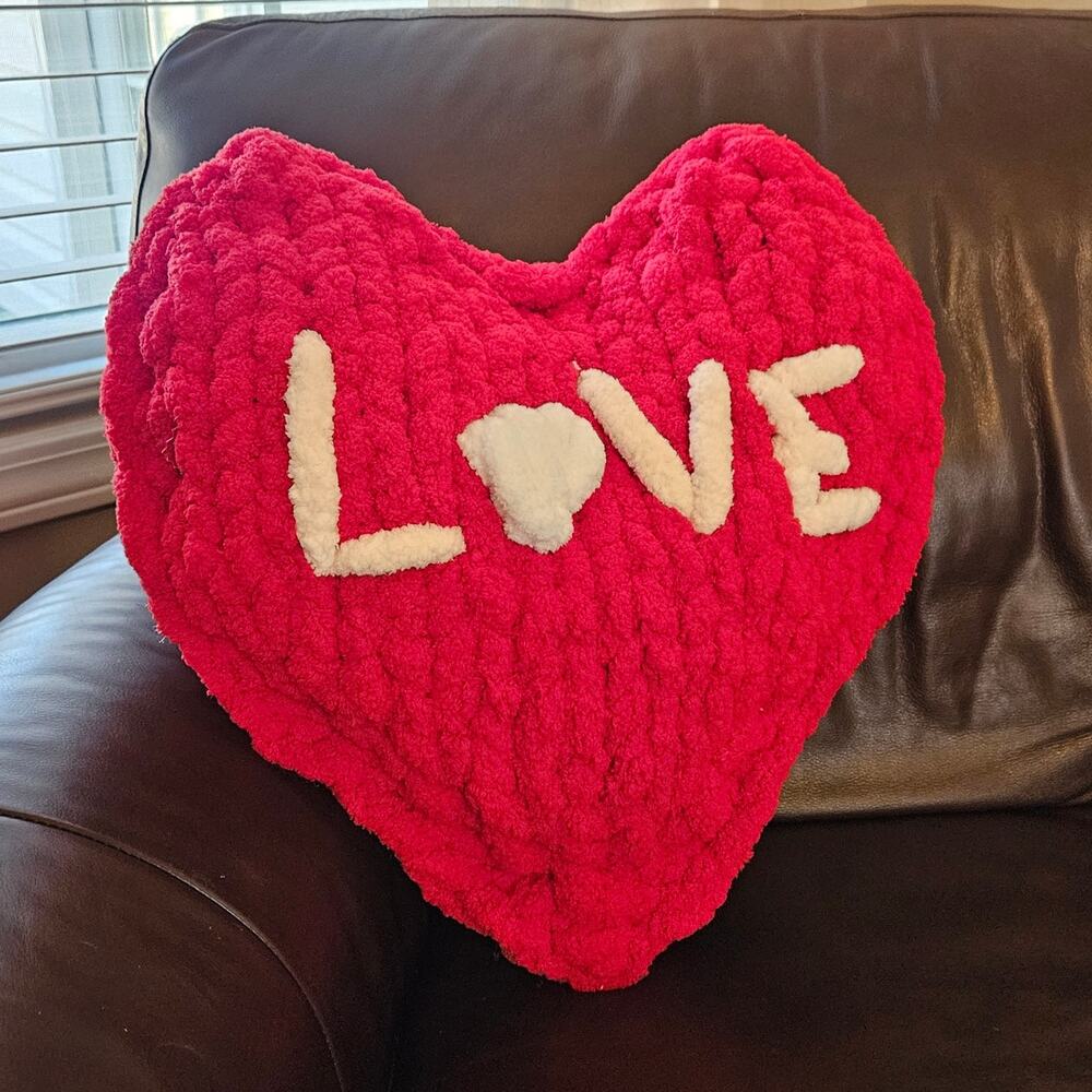 Handmade Knitted Red heart Love Pillow Anniversary Decorative pillow